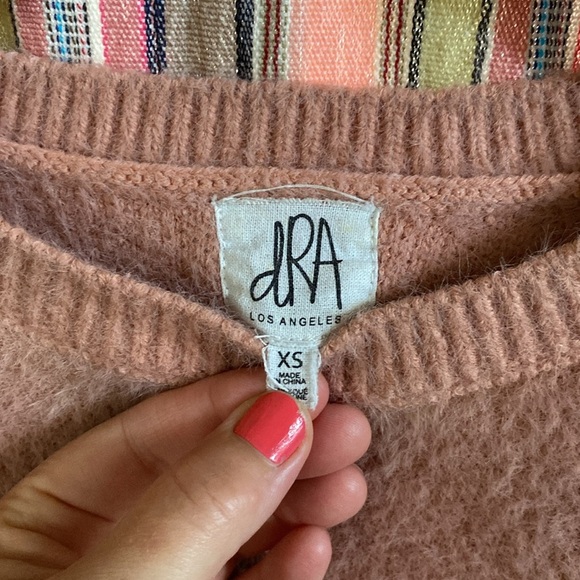 DRA Los Angeles pink soft sweater size XS - Picture 2 of 5